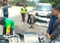 Petugas Satlantas Lima Puluh Kota melakukan olah TKP di lokasi kecelakaan, Rabu (12/8/2026).