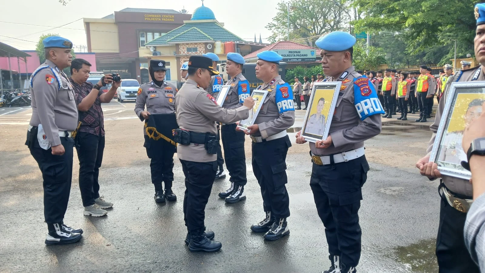 Delapan Personel Polresta Padang Diberhentikan Tidak Hormat