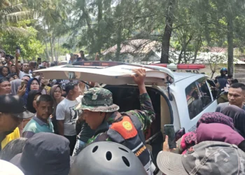 Korban saat dievakuasi Tim SAR, Sabtu (22/8/3026)