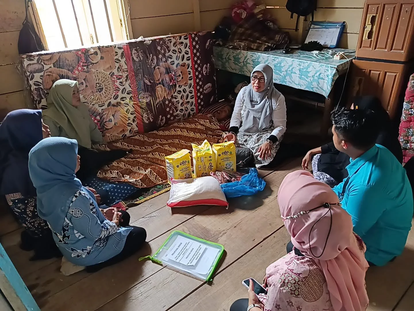 Dinsos Padang Respons Cepat Lansia Sakit di Air Pacah, Bantuan Tanggap Darurat Disalurkan