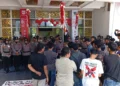 Gerakan Masyarakat Muda Sumbar Menggugat (GMMSM) mendesak Gubernur Sumatera Barat aksi di Kantor Disdik Sumbar, Kamis (27/8/2026).