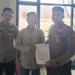 Perwakilan Kantor Ranah Cendekia Lawyer, Okri Saprianto SH resmi memasukan surat pengaduan ke Polres Pessel, Senin (10/8/2026)