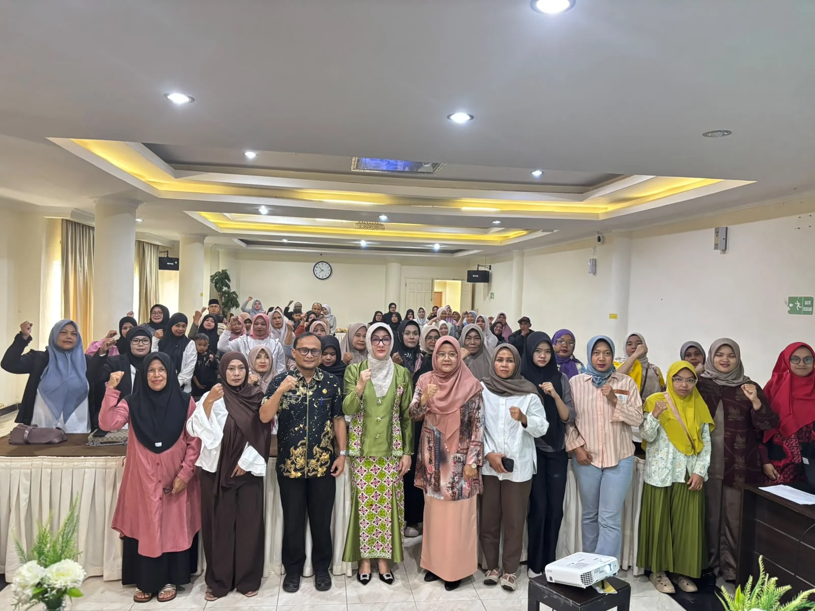 Cegah Kekerasan dan Perkawinan Anak, Pemko Padang Panjang Perkuat Peran Keluarga