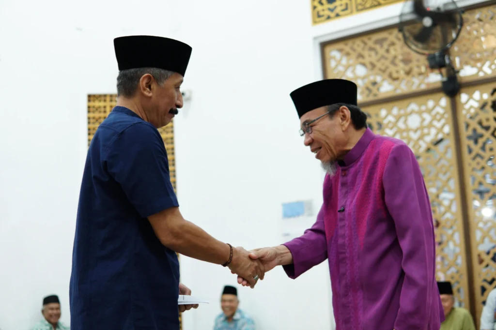 Maulid Nabi di Parupuk Tabing, Maigus Nasir Pesankan Hal Ini ke Jamaah