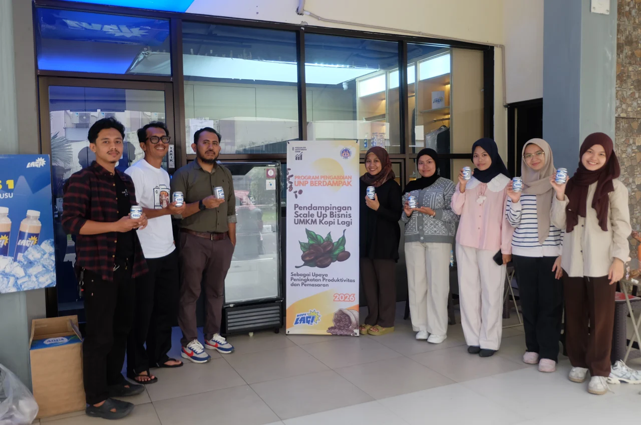 Tim Pengabdian Prodi Ilmu Komunikasi Dorong UMKM Kopi Lagi untuk Tingkatkan Produktivitas dan Pemasaran
