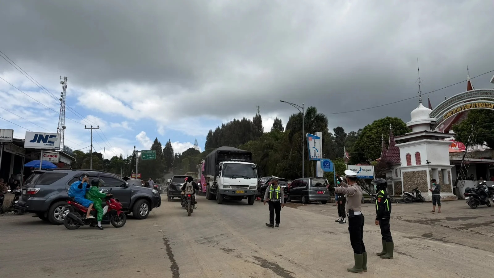 Jalur Lintas Solok–Padang Kembali Normal