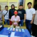 Tersangka saat diamankan Polsek Batang Kapas, Selasa malam (25/8/2026).