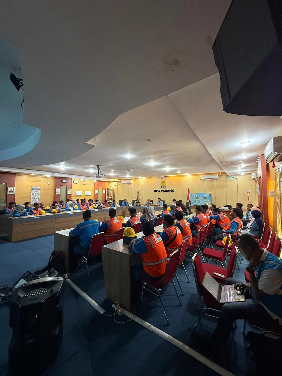 Pastikan Pengukuran Akurat, PLN UP3 Padang Laksanakan Gelar Peralatan dan Upskilling Pemeliharaan Meter Pelanggan