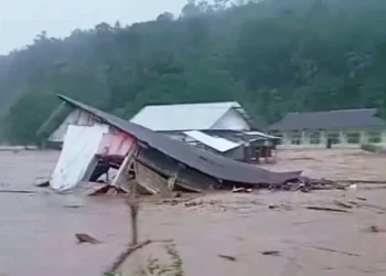 Rumah hantu di Limau Purut Tapan, Pessel, Sabtu (10/10/2026), sore.