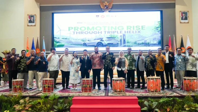 Perkuat Pendidikan Vokasi untuk Hadapi Transformasi Industri dan Energi, PNP Gelar Seminar Promoting Rise Through Triple Helix